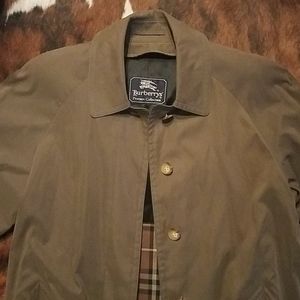 NWOT Classic Burberry Trench Coat